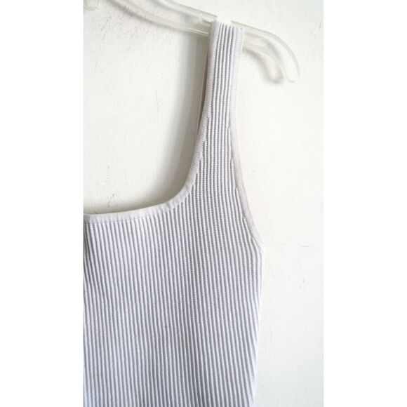 BABATON Light Gray Ribbed Tank - Size Small - Picture 3 of 9